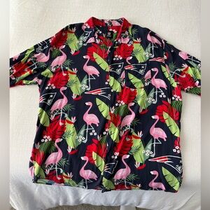Men’s size 2XL New England Patriots Hawaiian shirt